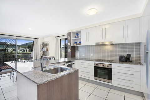 Townhouse On The Canal - Accommodation Port Macquarie 1