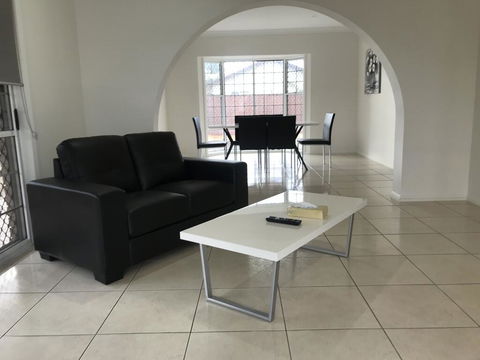 Townsville Wistaria Spacious Home - Accommodation Port Macquarie 1