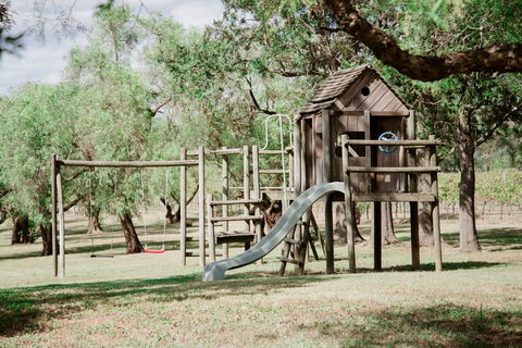 Tranquil Vale Vineyard - Accommodation Port Macquarie 1