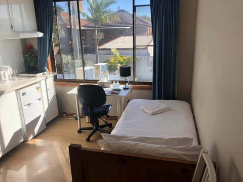 Traveler's Affordable Studio Unit (Beverly Hills) - Accommodation Port Macquarie 2