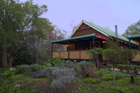 Trawool Cottages And Farmstay - Accommodation Port Macquarie 2