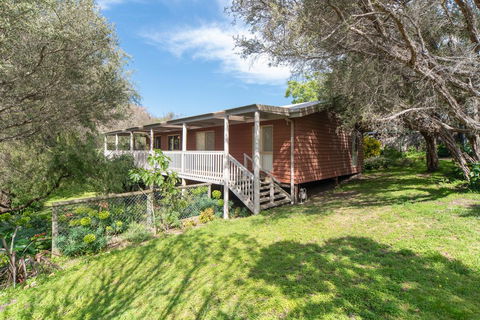 Treeside Retreat - Accommodation Port Macquarie 0