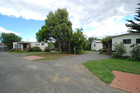 Triabunna Cabin & Caravan Park - Accommodation Port Macquarie 2