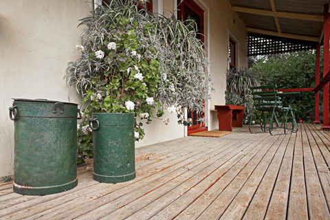Trinity Cottage - Accommodation Port Macquarie 2