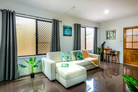 Tropic Studio, A Unique Hidden Gem! - Accommodation Port Macquarie 2