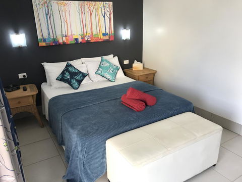 Tropical Lodge - Accommodation Port Macquarie 0