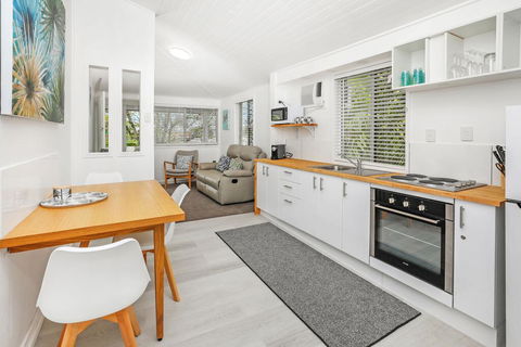 Tropical On McKenzie MK1 - Accommodation Port Macquarie 2