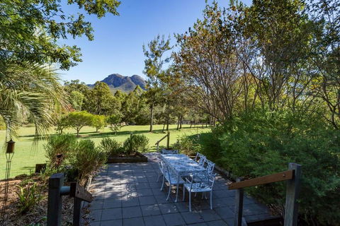 Tuckeroo Cottages & Gardens - Accommodation Port Macquarie 1