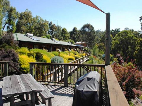 Tweed Valley Lodge - Accommodation Port Macquarie 0