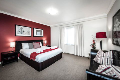 Two Bedder With Parking Close To Perth City Centre - Accommodation Port Macquarie 2