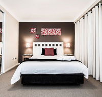 Two bedroom Apt next to Perth CBD with Parking. - Accommodation Port Macquarie
