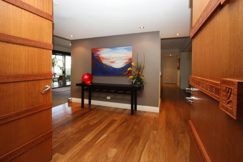 U 12 Santai - Accommodation Port Macquarie 3