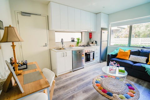 U1 Brunswick Living Brand New Apartment Close To Airport And CBD - Accommodation Port Macquarie 0