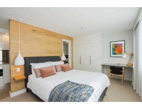 Ultrachic Executive Beach Apartment - Accommodation Port Macquarie 3