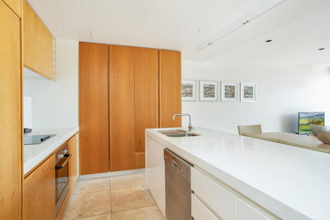 Unit 101 Plantation Resort - Rainbow Beach, Plantation Resort, Second Floor, Aircon, Pool, Spa - Accommodation Port Macquarie 1