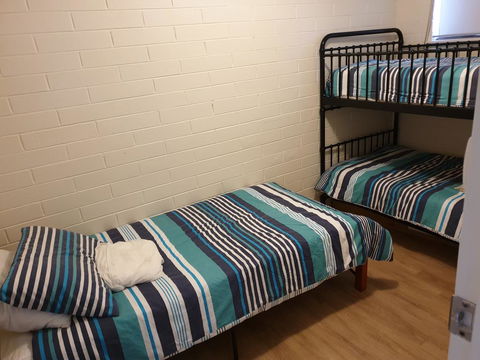Unit 2 Breakaway Lodge - Accommodation Port Macquarie 2