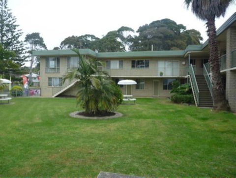 Unit 2 Breakaway Lodge - Accommodation Port Macquarie 1