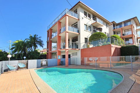 Unit 2, Cooltoro Court, 7 Frank Street Coolum Beach, 400 BOND, LINEN INCLUDED - Accommodation Port Macquarie 0