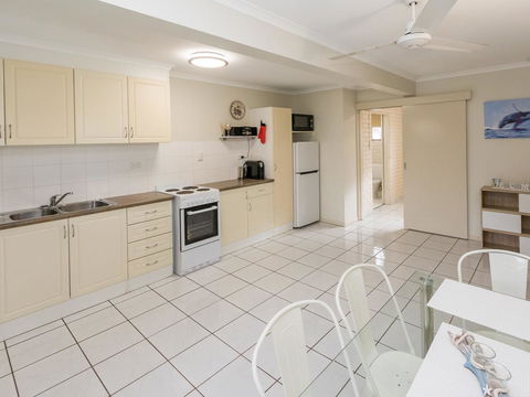 Upstairs And Downstairs - 81 Denman Camp Rd - Accommodation Port Macquarie 3