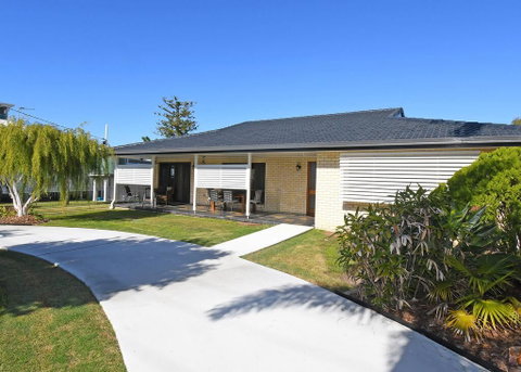 Urangan Harbour Bungalow - Accommodation Port Macquarie 0