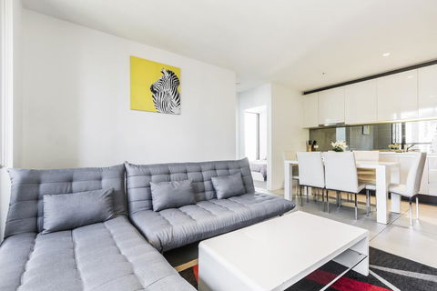 UWS Madison Melbourne CBD Apartment - Accommodation Port Macquarie 0