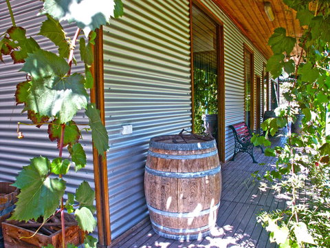 Valley Farm Vineyard Villas - Accommodation Port Macquarie 0