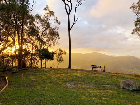 Valley View Luxury Retreat - Accommodation Port Macquarie 1