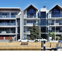Venetian Canal 1 Bedroom Apartment - Accommodation Port Macquarie