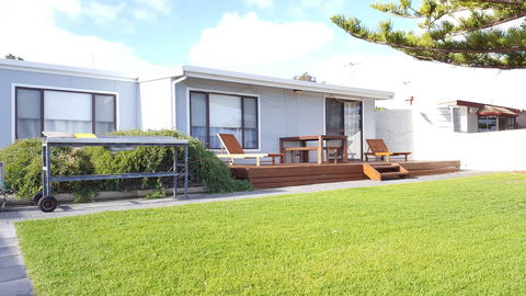 Vandy's Shack At Mount Dutton Bay - Ideal For Couples And Small Families - Accommodation Port Macquarie 1