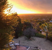Vermillion Skies Holiday Accommodation - Accommodation Port Macquarie