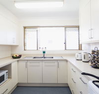 Vickery House 8 Bedroom Flat - Accommodation Port Macquarie