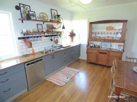 Victoria House - Accommodation Port Macquarie 2
