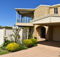 VIEWS FOREVER - INVERLOCH - Accommodation Port Macquarie