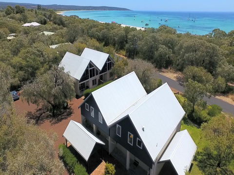 Villa 5 Whitesands - Accommodation Port Macquarie 0