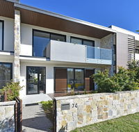 Villa Capri Waterside at Trinity Point - Accommodation Port Macquarie
