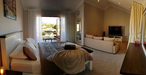 Villa Port Grimaud On Bouvard Island - Accommodation Port Macquarie 3