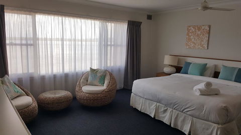 Villa Riviera On River Front - Accommodation Port Macquarie 2