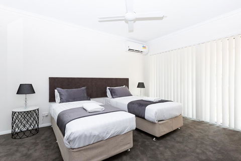 Wagga Apartments #4 - Accommodation Port Macquarie 2