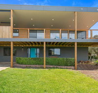 Waikiki Views - Accommodation Port Macquarie