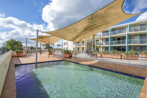 Waldorf, Unit 409 - The Entrance, NSW - Accommodation Port Macquarie 1