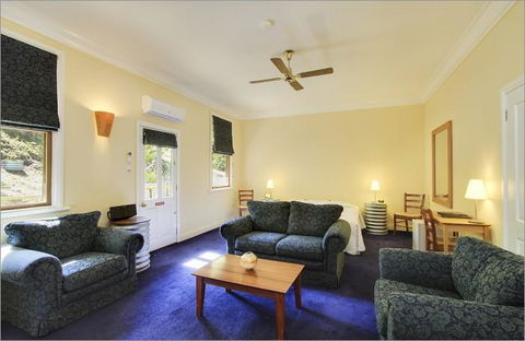 Walhalla's Star Hotel - Accommodation Port Macquarie 2