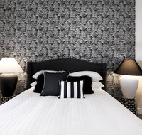Walk everywhere in the city from a historic home - Accommodation Port Macquarie