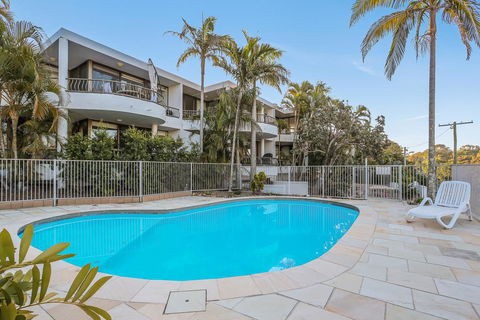 Walk To The Beach, Sunshine Beach - Accommodation Port Macquarie 1