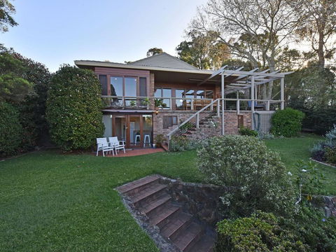 Wangi Waterfront Delight 4br Waterfront Reserve Home - Accommodation Port Macquarie 1