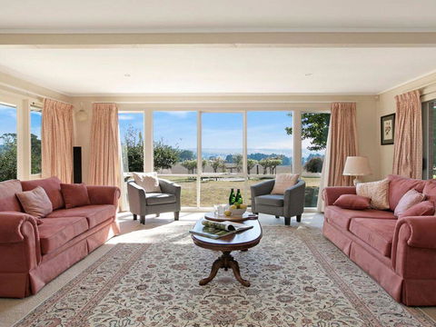 Warrington Park - Bendooley Hill - Accommodation Port Macquarie 1
