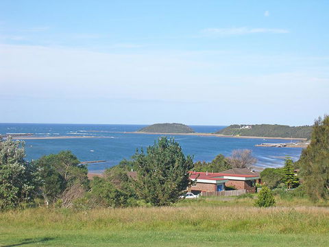 Water View House @ Orient Point - Accommodation Port Macquarie 0