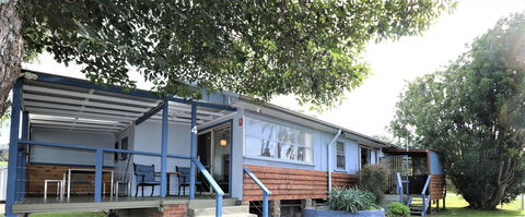 Waterfront Cottages - Accommodation Port Macquarie 1