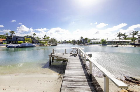 Waterfront On Witta Circle - Accommodation Port Macquarie 0