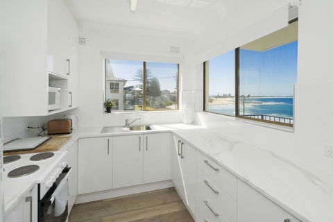 Waterfront Unit, Unit 2 - Accommodation Port Macquarie 3