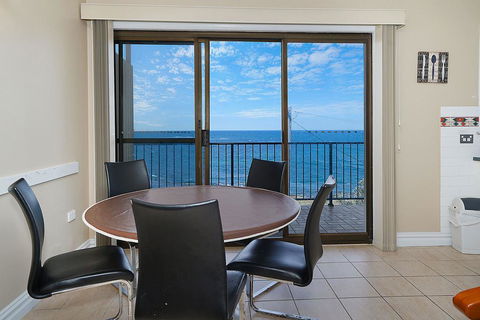 Waterfront Unit, Unit 3 - Accommodation Port Macquarie 2